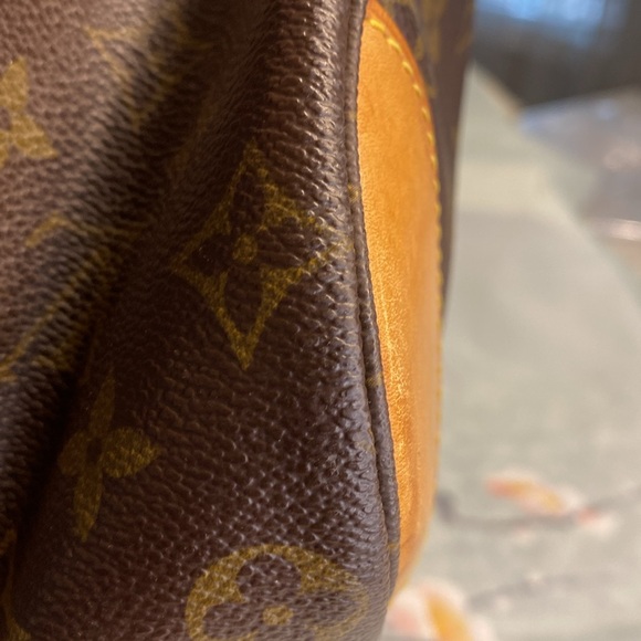 Louis Vuitton Monogram Boulogne Zip Hobo Bag - Picture 6 of 11